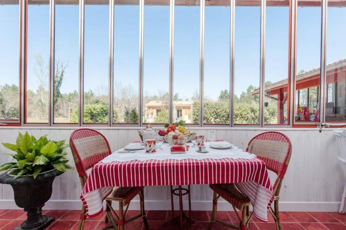 Bed and Breakfast Domaine De La Grange Carcans Esterno foto