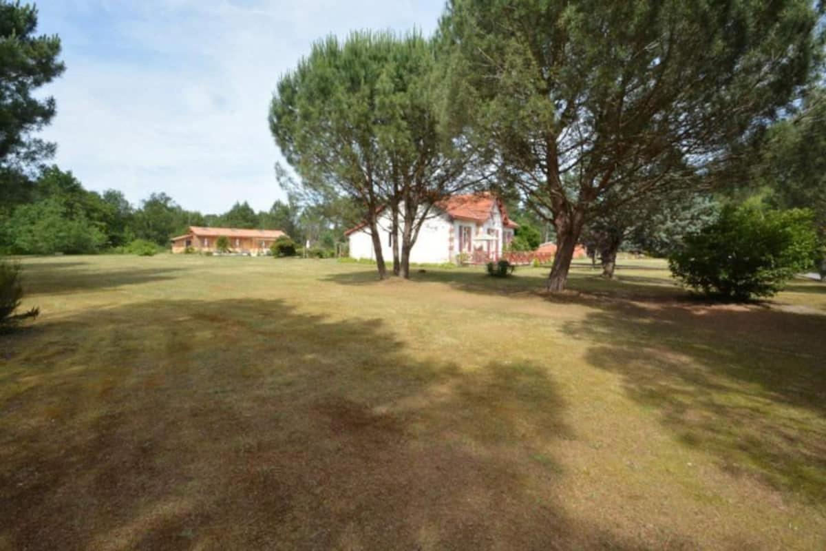 Bed and Breakfast Domaine De La Grange Carcans Esterno foto