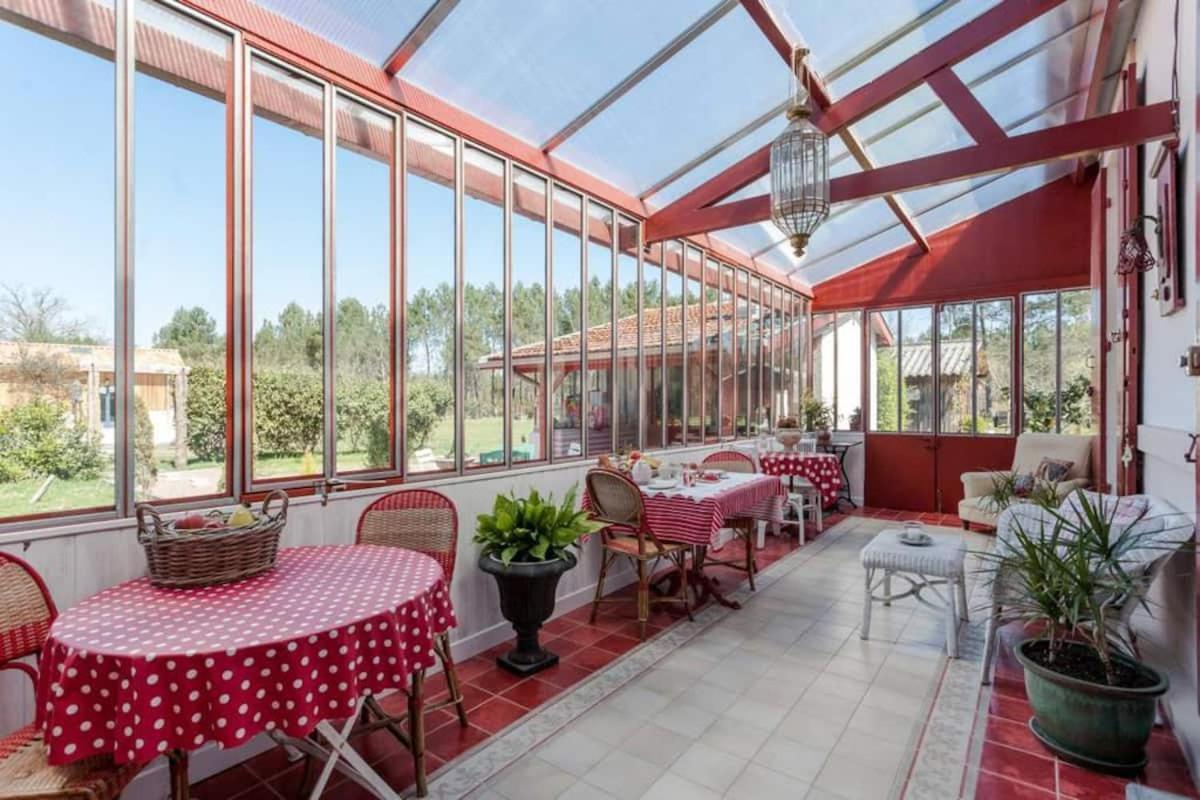Bed and Breakfast Domaine De La Grange Carcans Esterno foto